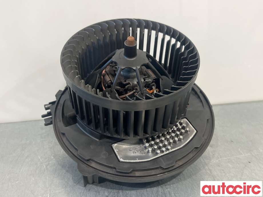 Varmeapparat motor til Škoda Octavia 2013-2016 (Type III, Fase 1) (SKODA|5Q1819021J|F011500108|5Q0907521E)