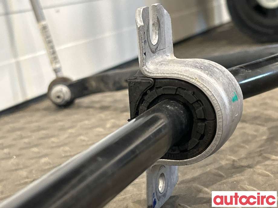 Stabilisatorstag bak til Volvo EX30 2023-->> (VOLVO|80005134|)