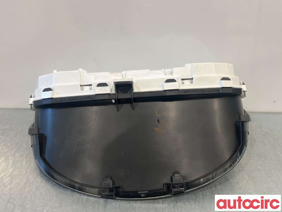 Instrumentpanel til Mitsubishi Outlander 2015-->> (Type III, Fase 2)  (MITSUBISHI|8100C455|MM0059-252)