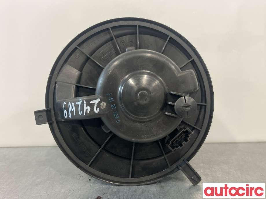 Varmeapparat motor til VW Caddy 2004-2010 (Type III, Fase 1)  (VOLKSWAGEN|1K1819015F||1K1819015)