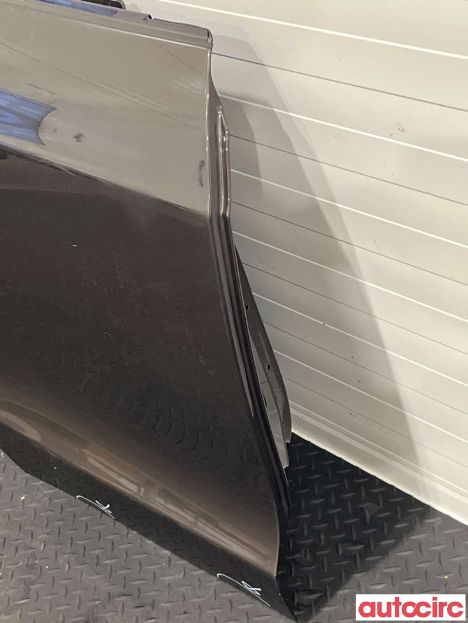 Dør høyre bak til Tesla Model S 2013-2016 (Fase 1)  (TESLA|6006566-E0-H|)