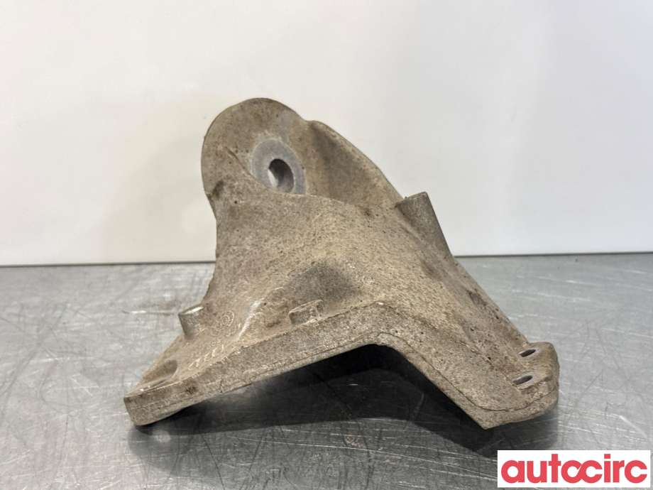 Girkassefeste til Audi A6, Allroad 2006-2008 (Type II, Fase 1) (C6) (C6) (AUDI|4F0399113B|)