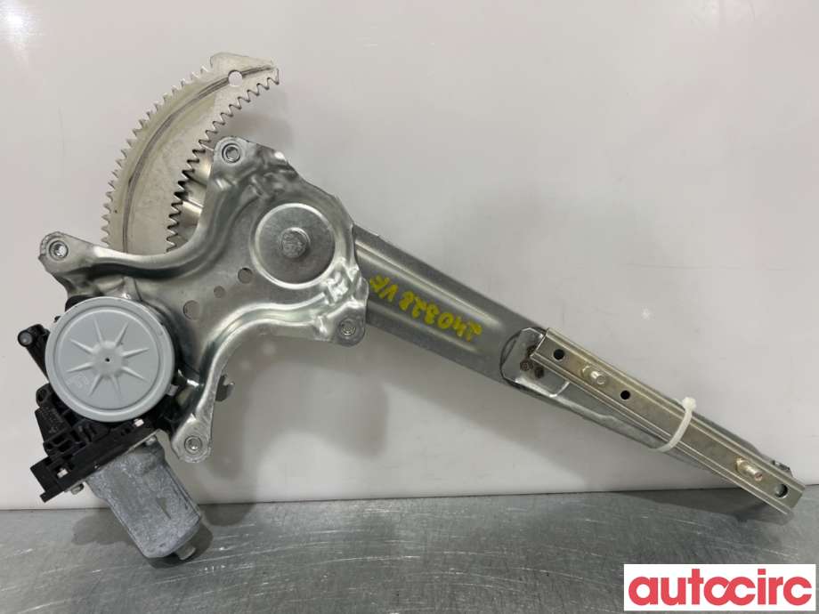 Ruteheis venstre foran til Mitsubishi Outlander, 2015-->> (Type III, Fase 2)  (MITSUBISHI|5713A385)