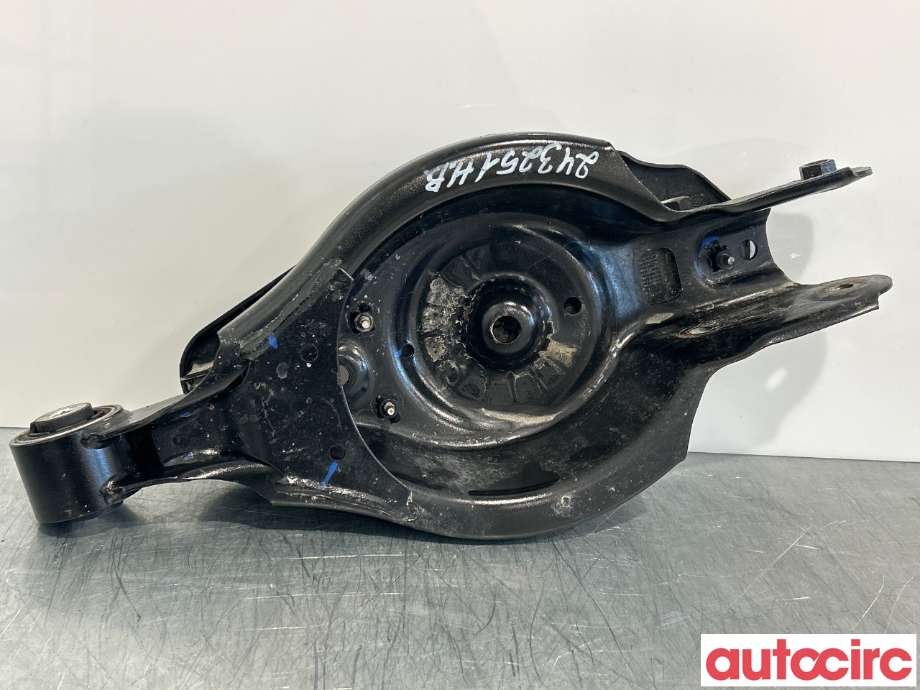 Bærebru høyre bak til Volvo EX30 2023-->> (VOLVO|80016040|R6608045152|80010427)