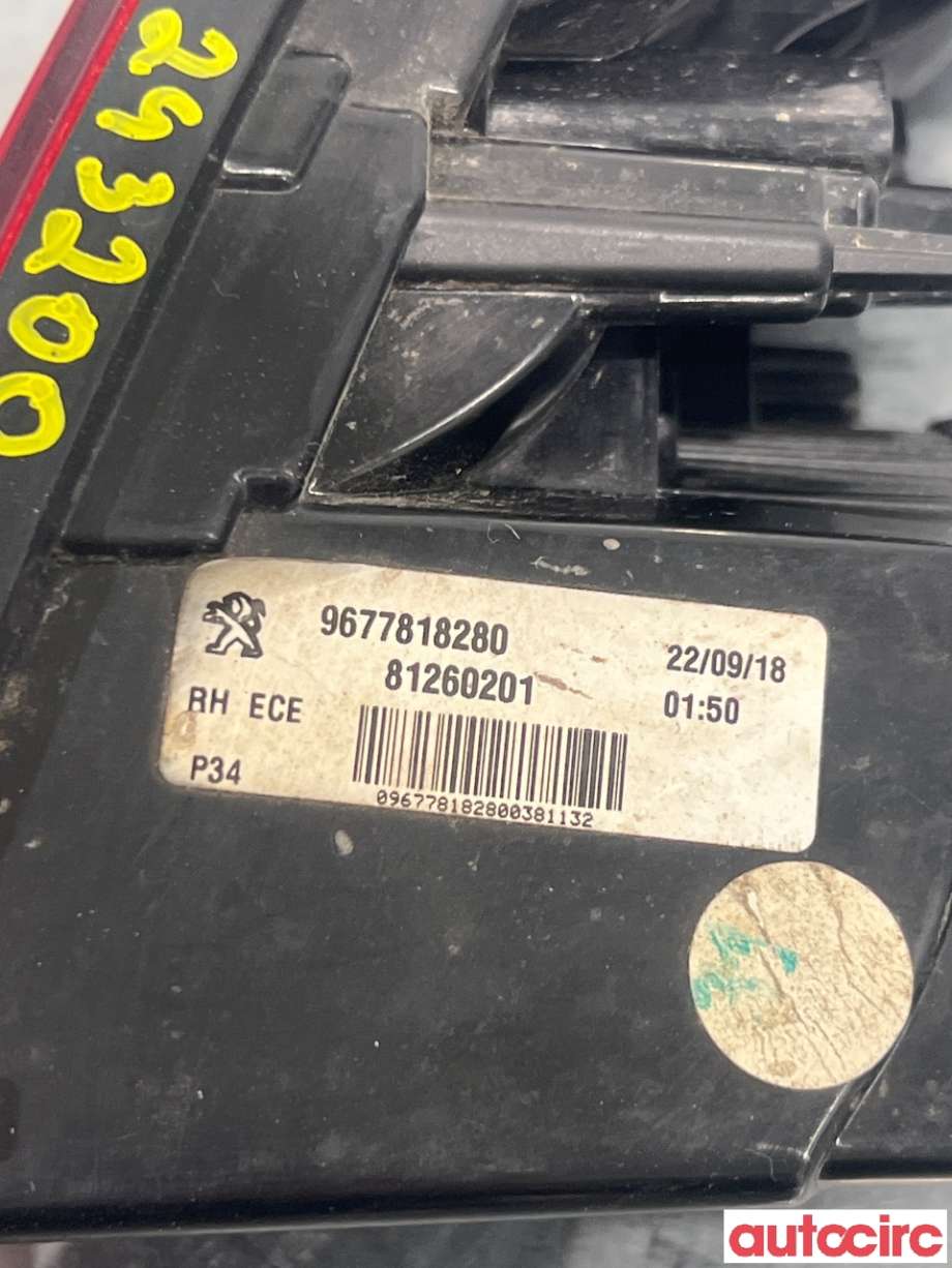 Baklykt høyre indre til Peugeot 308 2013-2021 (Type II)  (PEUGEOT|9677818280|)