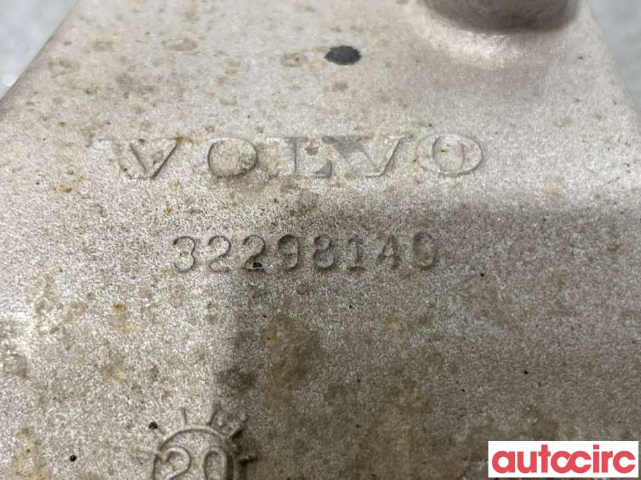 Hjulspindel høyre foran til Volvo XC60 2017-->> (Type II) (VOLVO|32298140|)