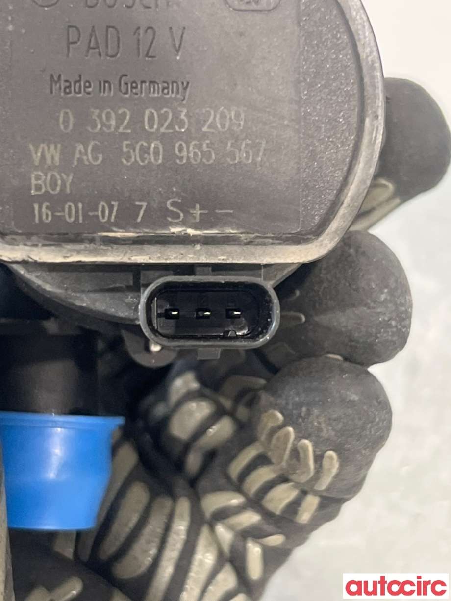 Sirkulasjonspumpe til VW e-Golf 2014-2017 (Fase 1)  (VOLKSWAGEN|2Q0965567A|0392023209|5G0965567)