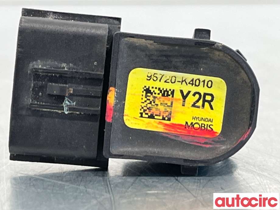 Parkeringssensor bak til Hyundai Kona 2017-2021 (Type I, Fase 1) (HYUNDAI|95720K4010YR2|95720K4010|95720-K4010)