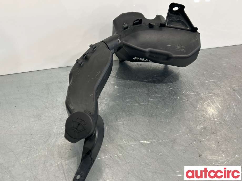Spylertank til Tesla Model Y 2021-2024 (Type I) (TESLA|1607948-00-B|)