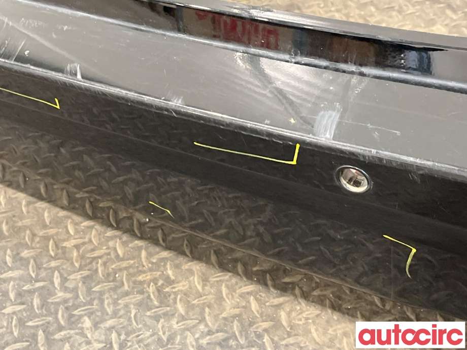 Støtfanger bak til Suzuki Across 2020-->>  (SUZUKI|T5215-94294-700|T5215-94294)