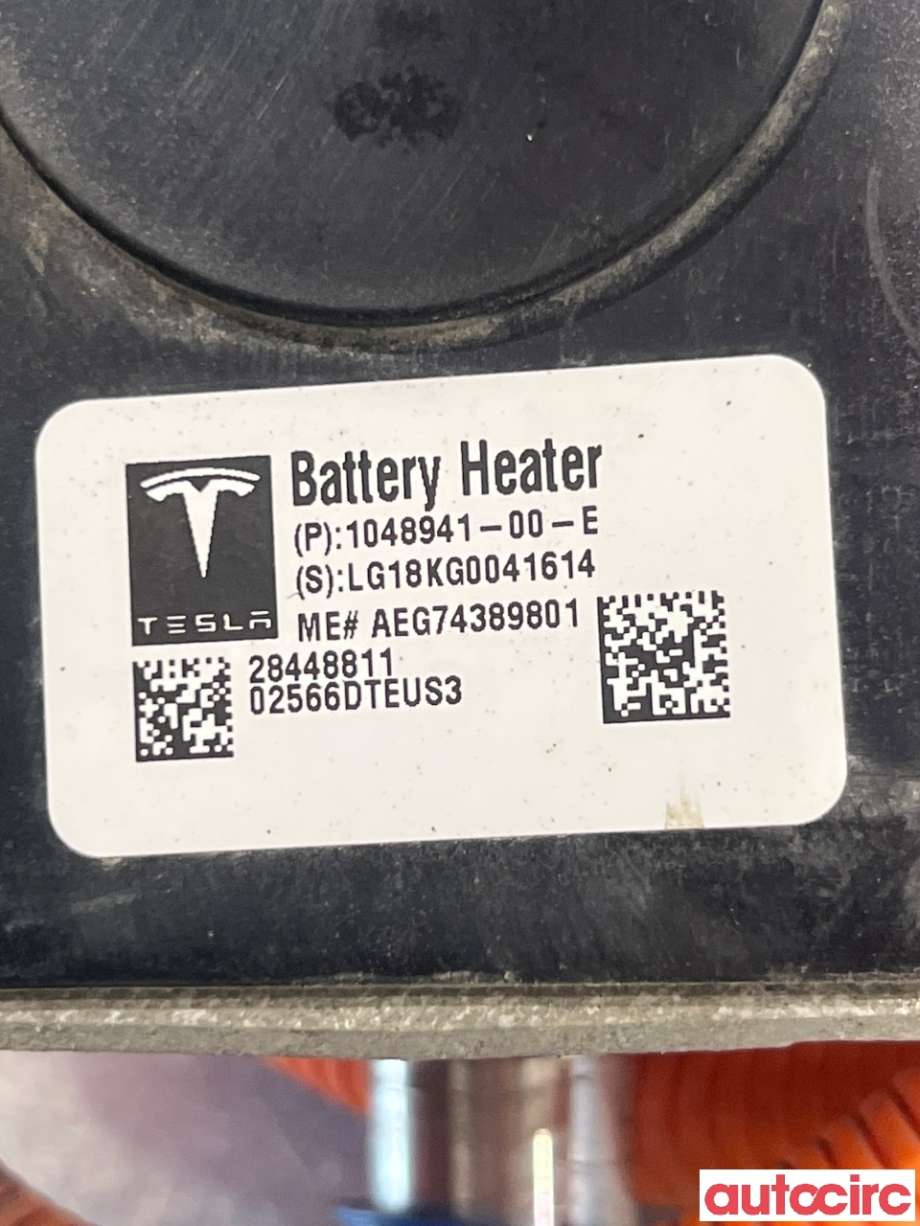 Diverse deler til Tesla Model X 2016-->> (TESLA|1048941-00-F||1048941-00-E)