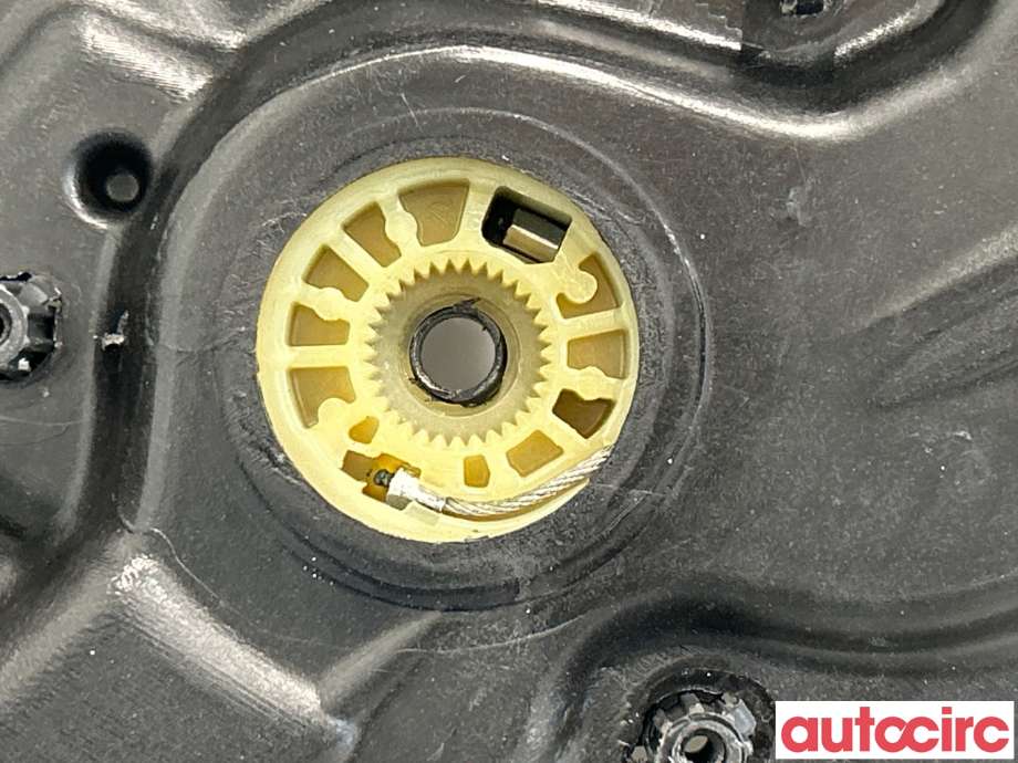 Ruteheis til VW Tiguan 2011-2016 (Type I, Fase 2)  (VOLKSWAGEN|5N0839462A||5N0839730R)