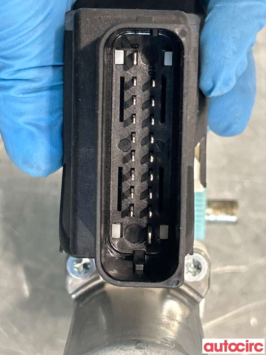 Ruteheis høyre bak til VW Tiguan 2011-2016 (Type I, Fase 2)  (VOLKSWAGEN|5N0959704F|C03387-473)
