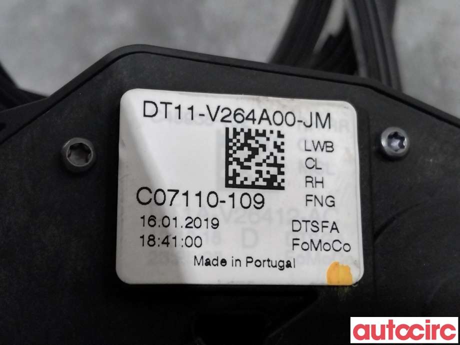 Låsekasse høyre til Ford Transit Connect 2018-->> Type II, Fase 2  (FORD|2229961|C07110-109|DT11-V264A00-JM)