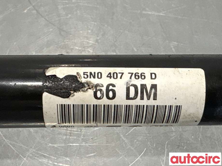 Drivaksel høyre foran til VW Tiguan 2011-2016 (Type I, Fase 2)  (VOLKSWAGEN|5N0407766DX||5WA407272R)