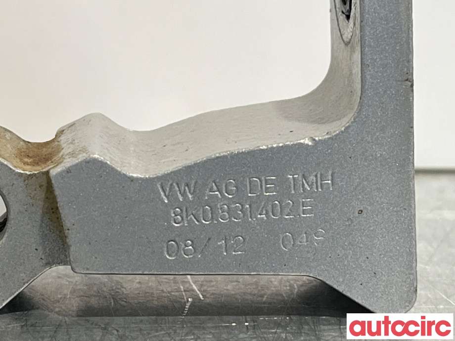 Hengsler til Audi Q5 2012-2017 (Type I, Fase 2)  (AUDI|8K0831402E)