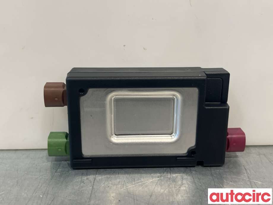 Diverse deler til VW Passat 2015-2019 (Fase 1) (B8) (B8) (VOLKSWAGEN|5G0035953C|)