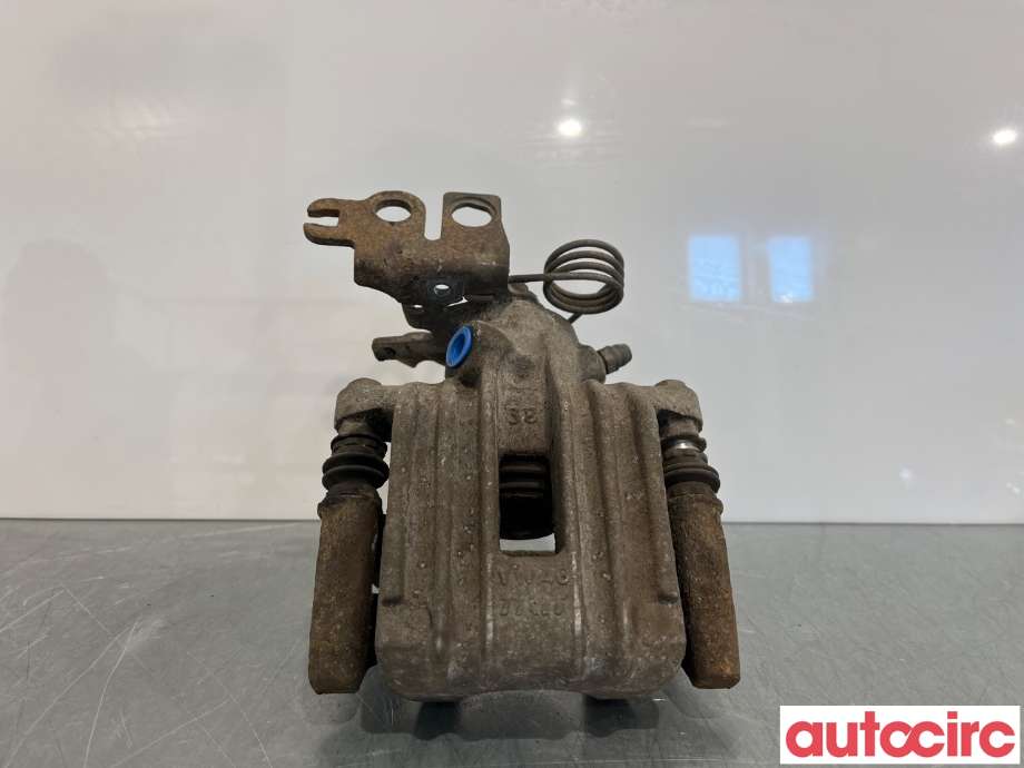 Bremsecaliper venstre bak til VW Caddy, 2010-2015 (Type III, Fase 2)  (VOLKSWAGEN|2K0615423C)
