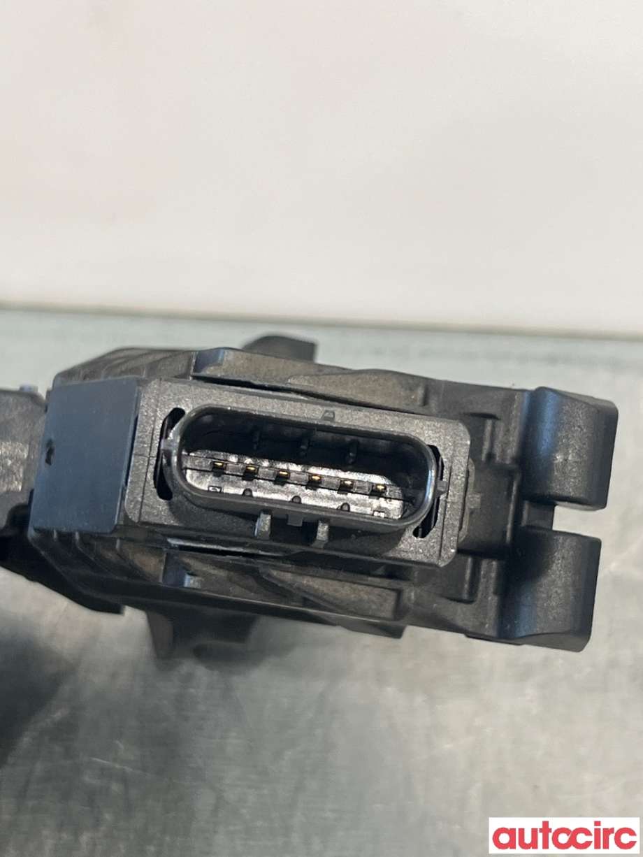 Pedal gass til VW Passat 2015-2019 (Fase 1) (B8) (B8) (VOLKSWAGEN|5Q1723503K||5Q1723503H)