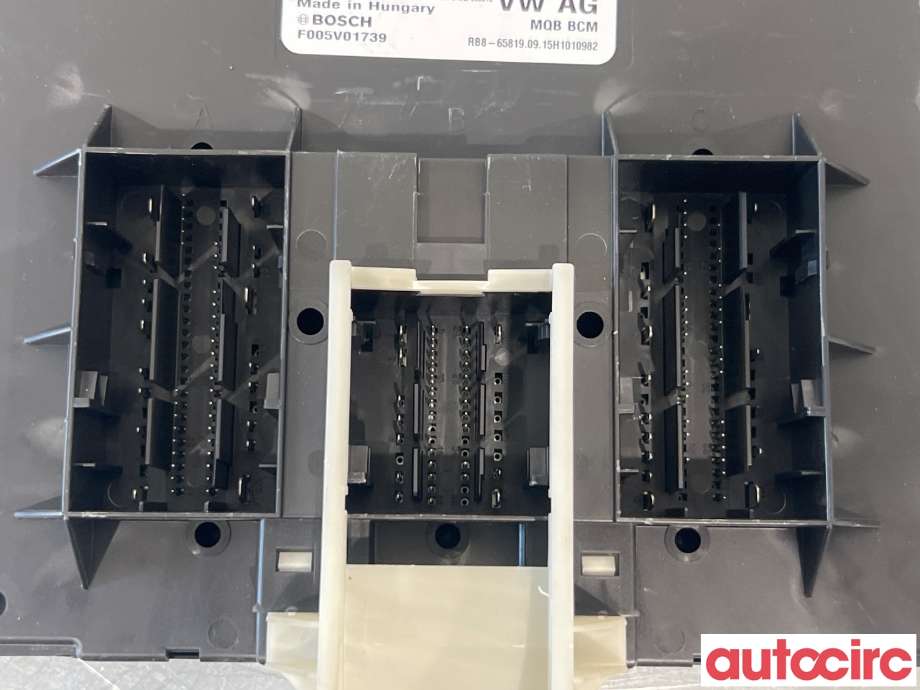 Styreenhet comfort (BCM) til VW Passat 2015-2019 (Fase 1) (B8) (B8) (VOLKSWAGEN|5Q0937086AK|F005V01739)