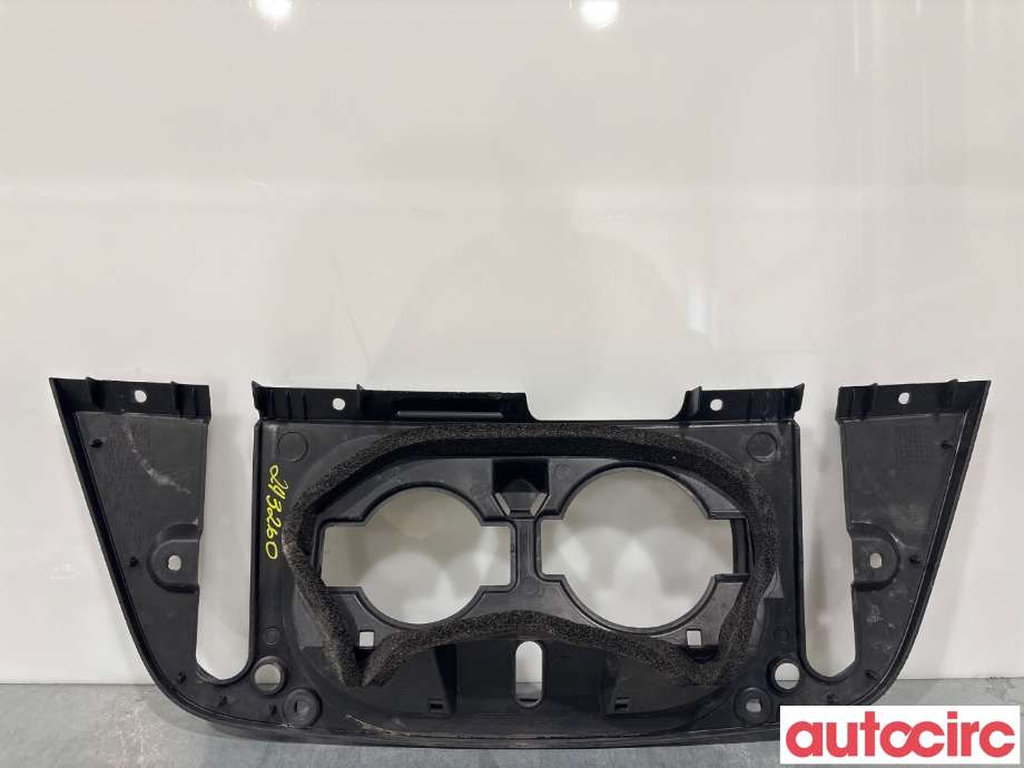 Batterilader inntak/luke til Nissan Leaf 2018-->> (Type II)  (NISSAN|657305SH0A|)