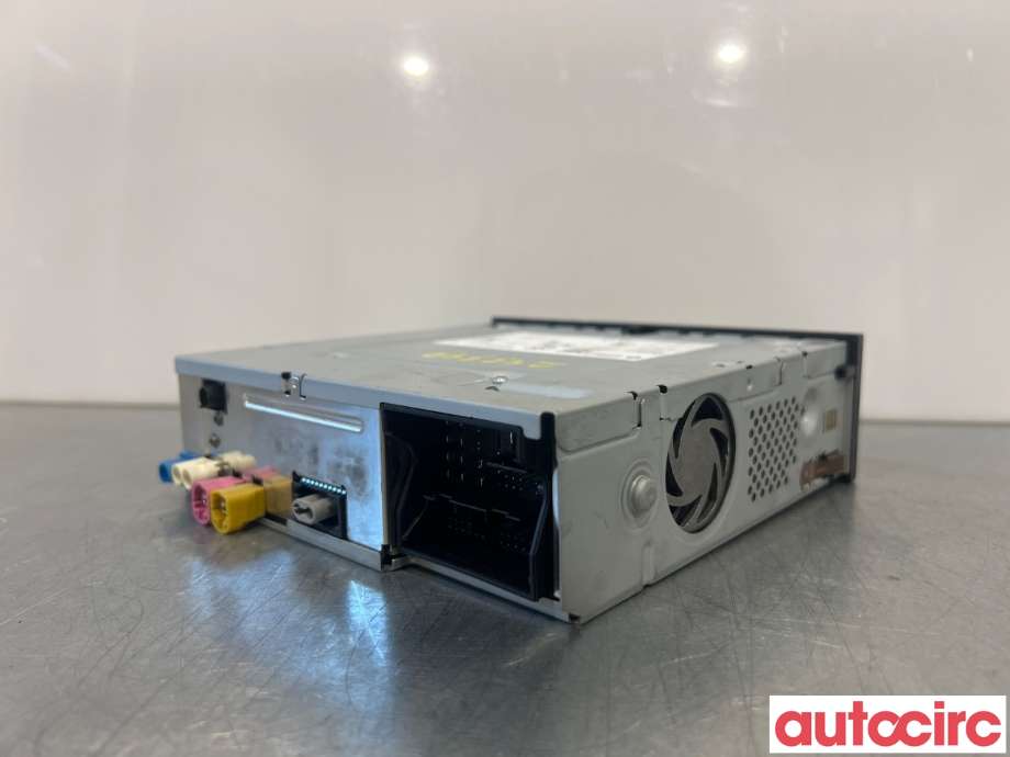 Bilstereo navigasjon til VW e-Golf 2014-2017 (Fase 1)  (VOLKSWAGEN|3Q0035874A|28486357)