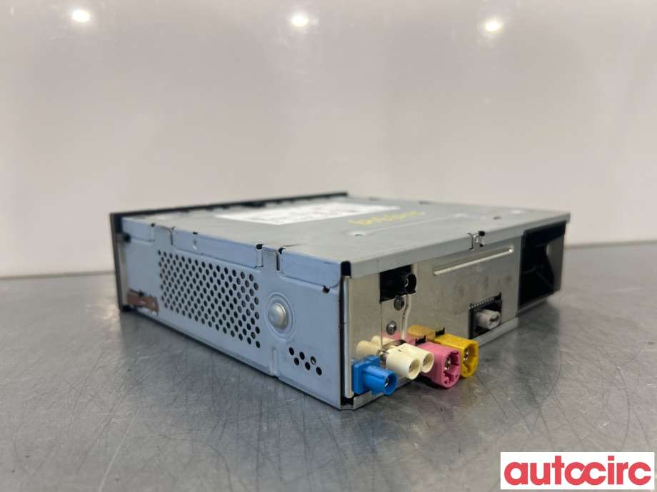 Bilstereo navigasjon til VW e-Golf 2014-2017 (Fase 1)  (VOLKSWAGEN|3Q0035874A|28486357)