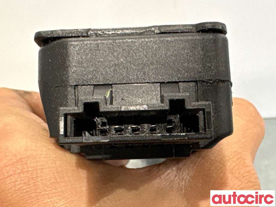 Sentrallås bakluke til Audi Q5 2012-2017 (Type I, Fase 2)  (AUDI|4F9827383E|0389124|4F9827383G)