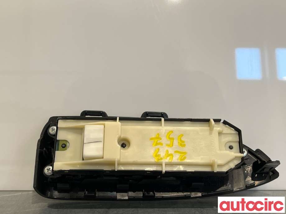 Bryter ruteheis til Toyota Prius +7 2012-2020 (Type III) (stasjonsvogn) (stasjonsvogn) (TOYOTA|8404033100)