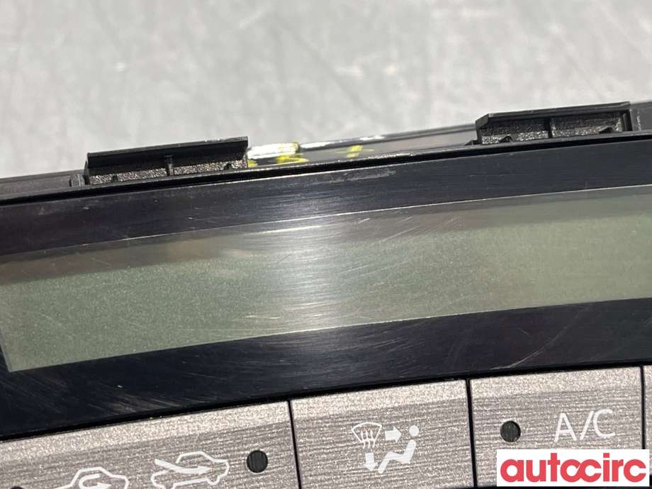 Varmeapparat betjening til Toyota Prius +7 2012-2020 (Type III) (stasjonsvogn) (stasjonsvogn) (TOYOTA|5590047071)