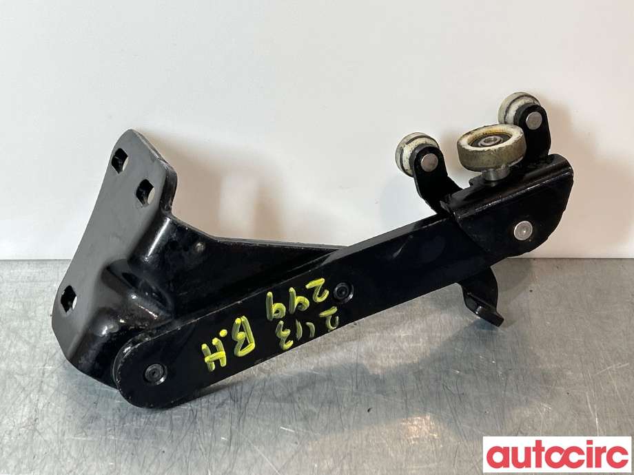 Diverse deler til VW Caddy, 2015-2020 (Type III, Fase 3)  (VOLKSWAGEN|2K0843398B)