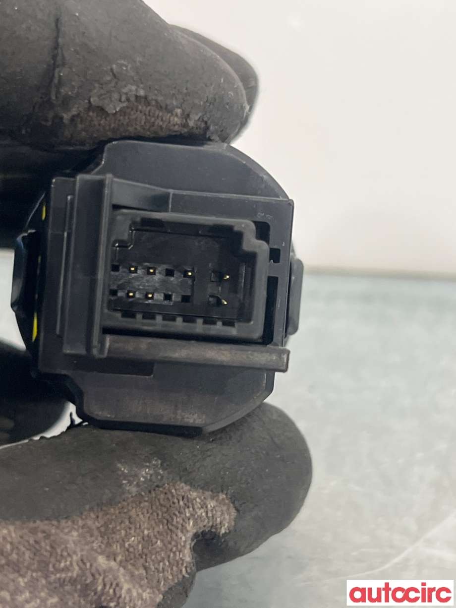 Bryter start/stopp til Suzuki Across 2020-->>  (SUZUKI|T8961-11202|)
