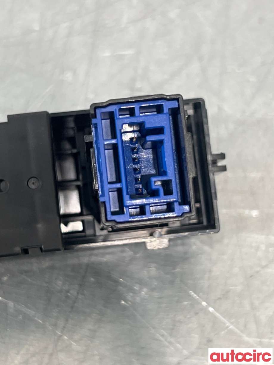 Bryter setevarme til Suzuki Across 2020-->>  (SUZUKI|T8395-04254||83950-42540)