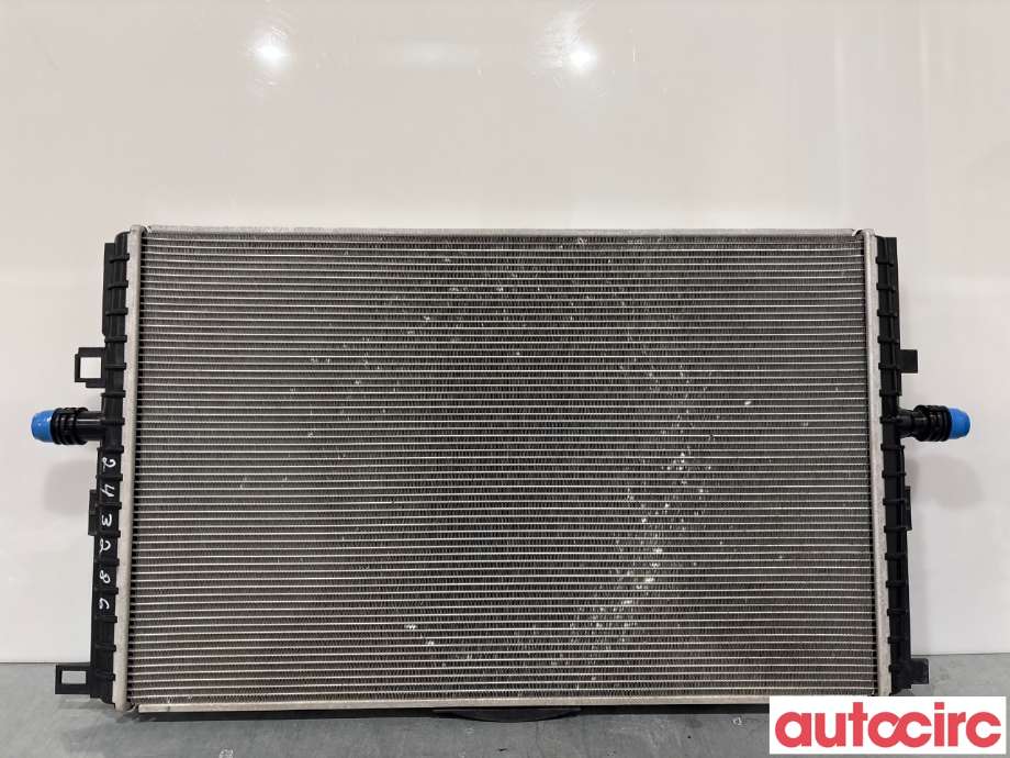 Radiator (automat gir) til Tesla Model Y, 2021-2024 (Type I)  (TESLA|1607811-00-A)