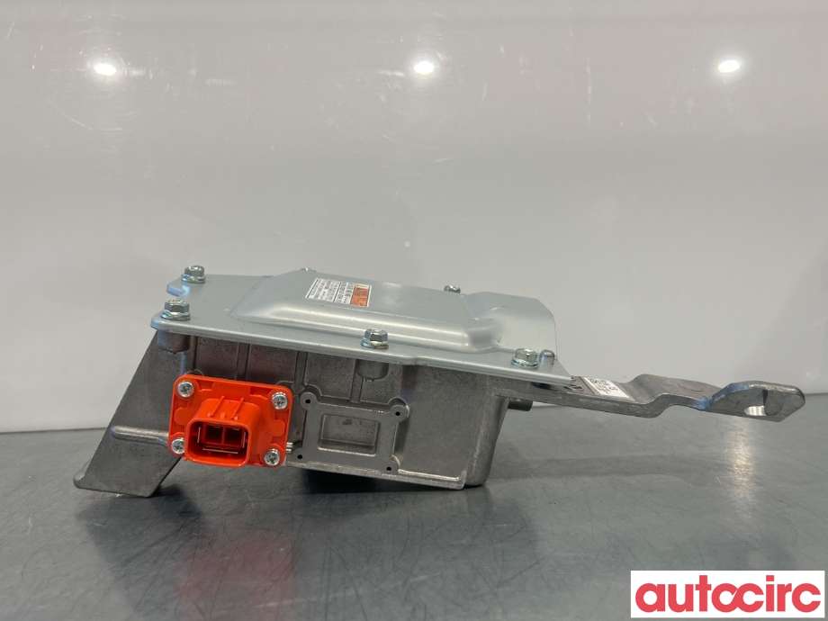 Sikringsboks til Suzuki Across 2020-->>  (SUZUKI|T8267-04202||82670-42020)