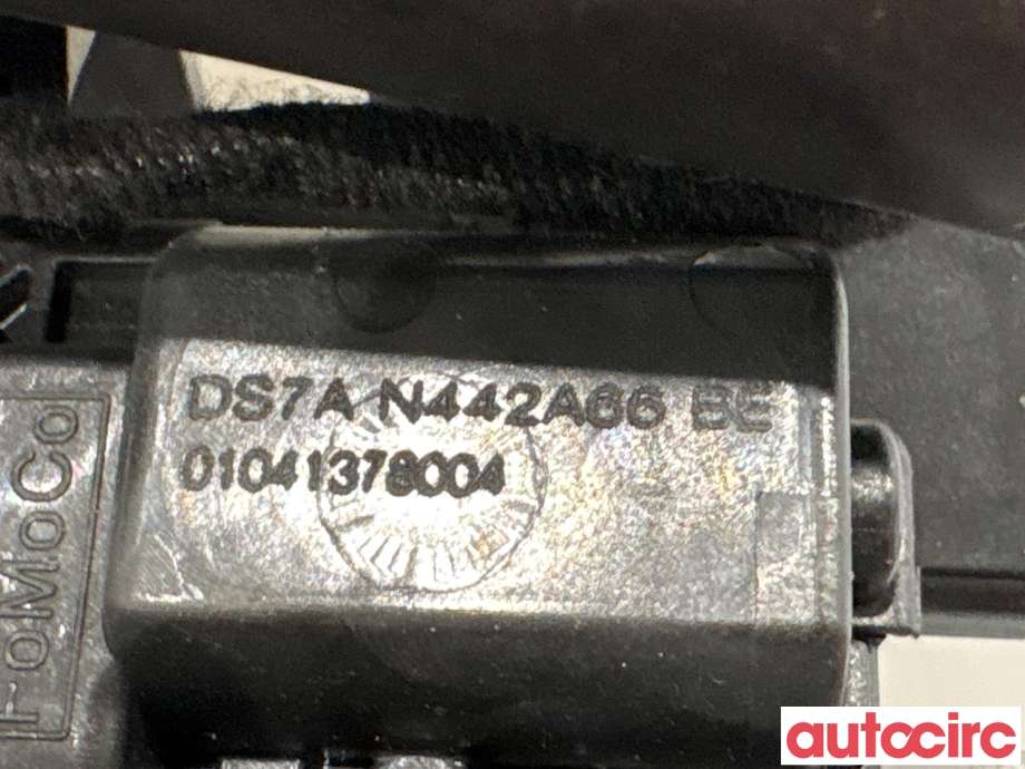 Baklukelås til Ford Mondeo 2014-2019 (Type V, Fase 1)  (FORD|2199411||DS7A-N442A66-BE)