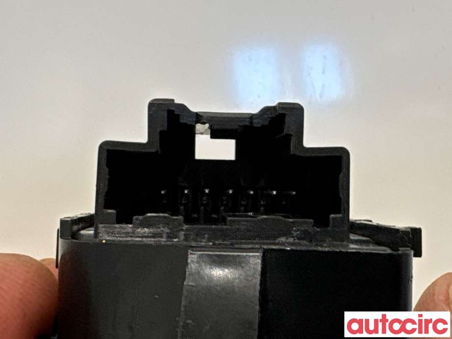 Bryter diverse til Ford Mondeo 2014-2019 (Type V, Fase 1) (FORD|5132528||BB5T-14776-AC3JA6)