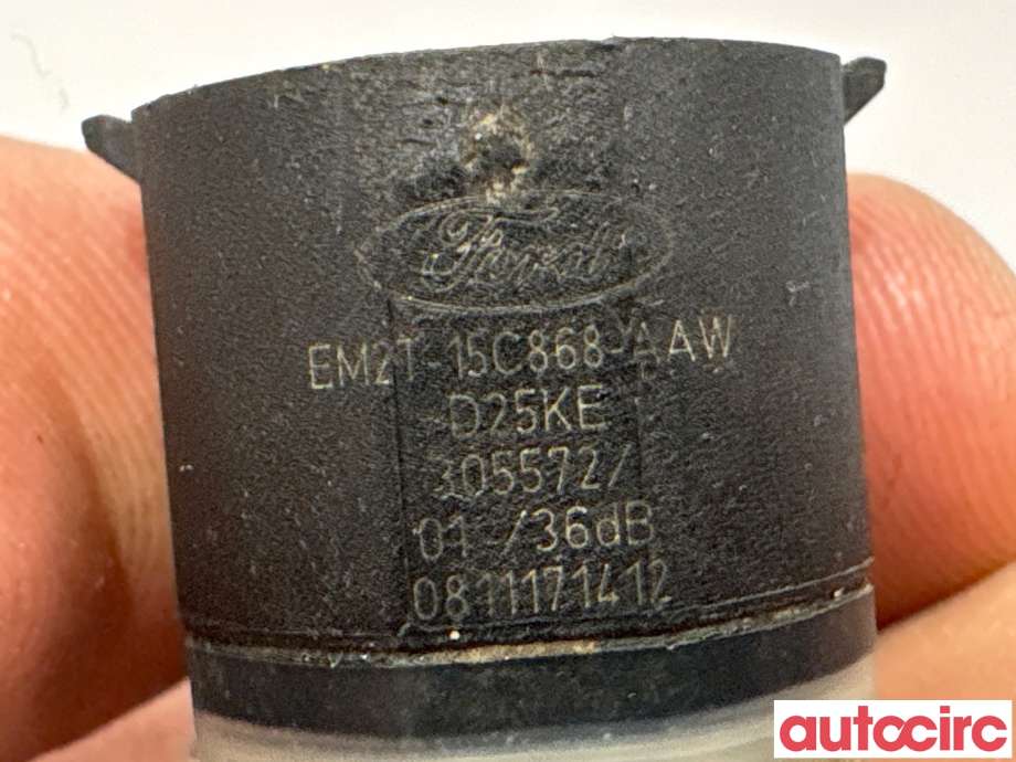Parkeringssensor foran til Ford Mondeo 2014-2019 (Type V, Fase 1)  (FORD|2488549||EM2T-15C868-AAW)