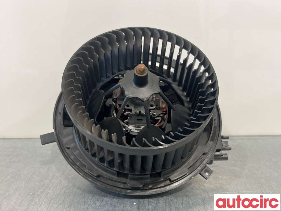 Varmeapparat motor til Škoda Octavia, 2013-2016 (Type III, Fase 1)  (SKODA|5Q1819021J)