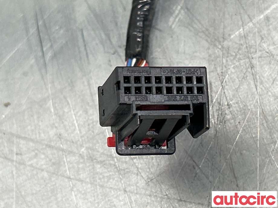Speil venstre til Audi A6, Allroad 2012-2014 (Type III, Fase 1) (C7) (C7) (AUDI|4G1857409AE|)