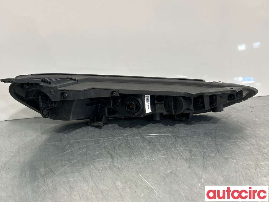 Frontlykt venstre halogen til Hyundai Kona 2017-2021 (Type I, Fase 1)  (HYUNDAI|92207J9000|)