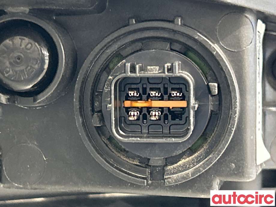 Frontlykt venstre halogen til Hyundai Kona 2017-2021 (Type I, Fase 1)  (HYUNDAI|92207J9000|)