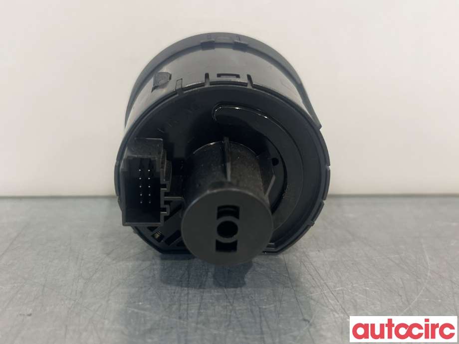 Bryter lys til Škoda Octavia 2013-2016 (Type III, Fase 1) (SKODA|5E0941431D|)