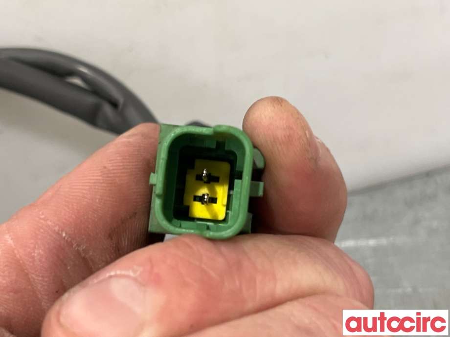 Diverse deler til Renault Zoe 2013-2019 (Fase 1)  (RENAULT|924871682R|443310-1163)