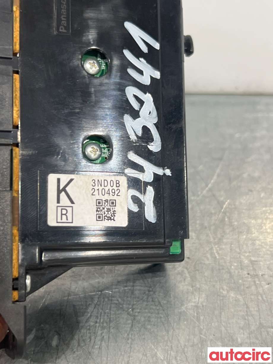 Bryter diverse til Nissan NV200 2010-2019  (NISSAN|283953ND0B|)