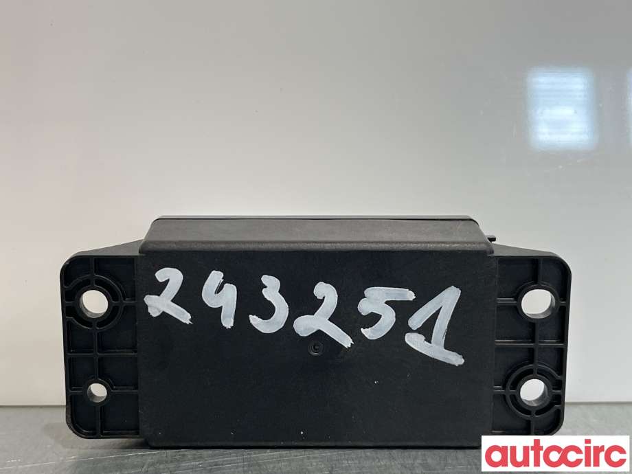 Styreenhet diverse til Volvo EX30 2023-->>  (VOLVO|80031038)