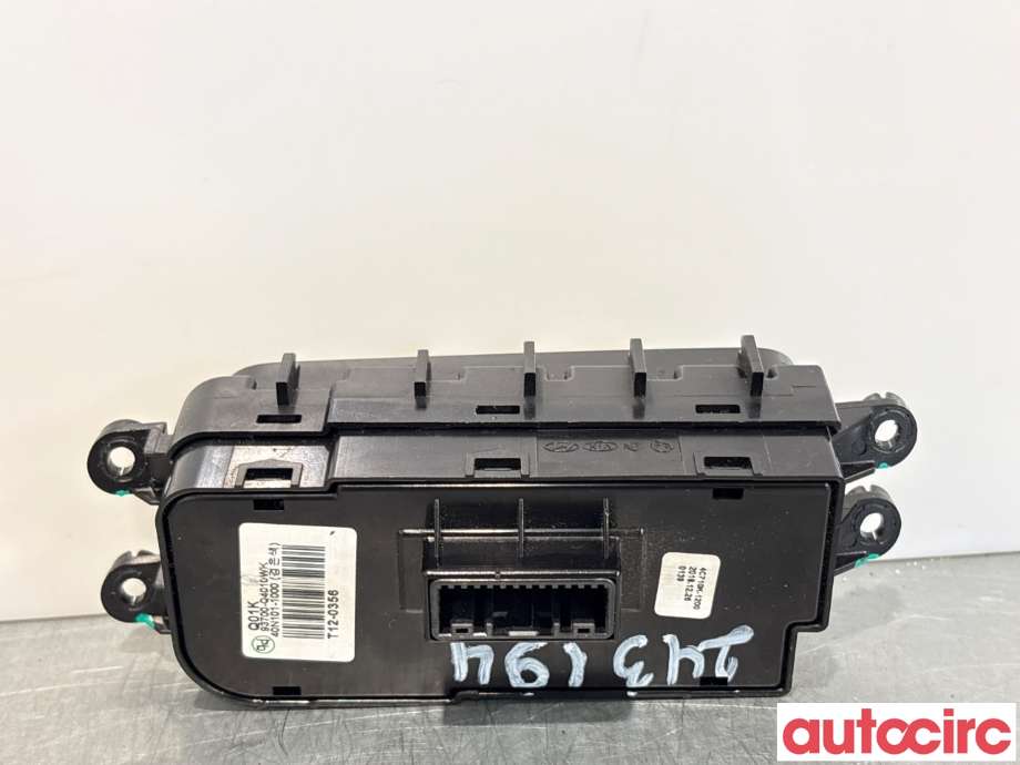 Bryter diverse til Kia Niro 2016-2021  (KIA|93700Q4010WK||93700-Q4010WK)