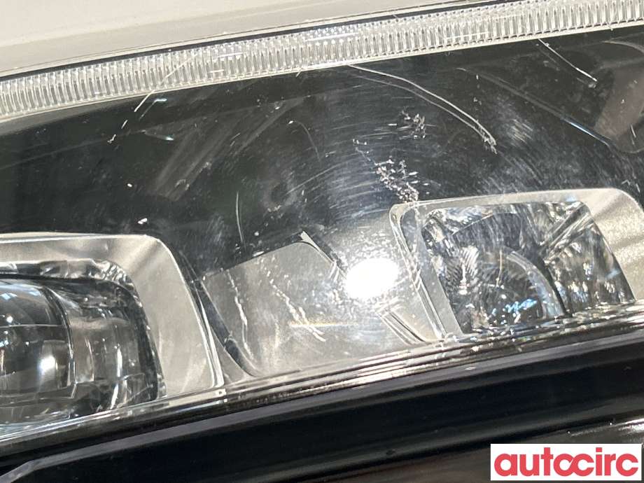 Frontlykt høyre halogen til Nissan Leaf 2018-->> (Type II) (NISSAN|260105SH5A|)