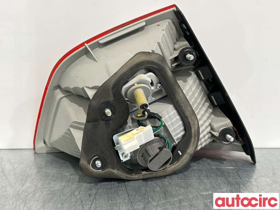 Baklykt høyre indre til Hyundai Ix35 2010-2015  (HYUNDAI|924062Y000||924062Y0)