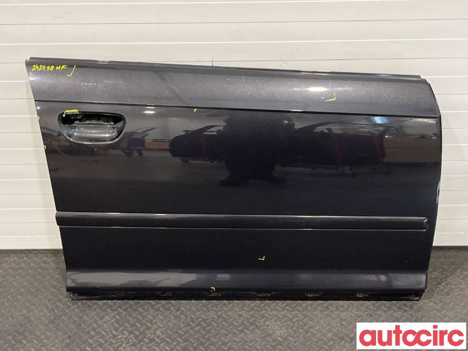 Dør høyre foran til Audi A3, 2009-2012 (Type II, Fase 2) (AUDI|8P4831052A)